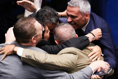 'Lula perdeu governabilidade': Flávio Bolsonaro e oposição no Senado avaliam rejeição a Messias