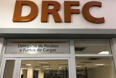 Falso passageiro suspeito de assaltar motoristas de aplicativo é preso