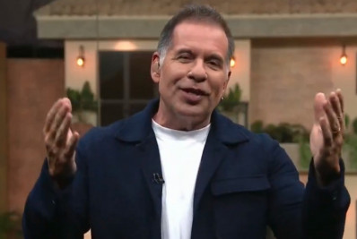 Leandro Hassum se atrapalha e quase usa termo do 'BBB' na 'Casa do Patrão'  