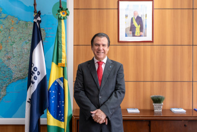 Luiz Marinho: Trabalhar para viver - não viver para trabalhar