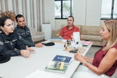 Prefeita e 8º BPM avaliam reforço na segurança pública em São Francisco