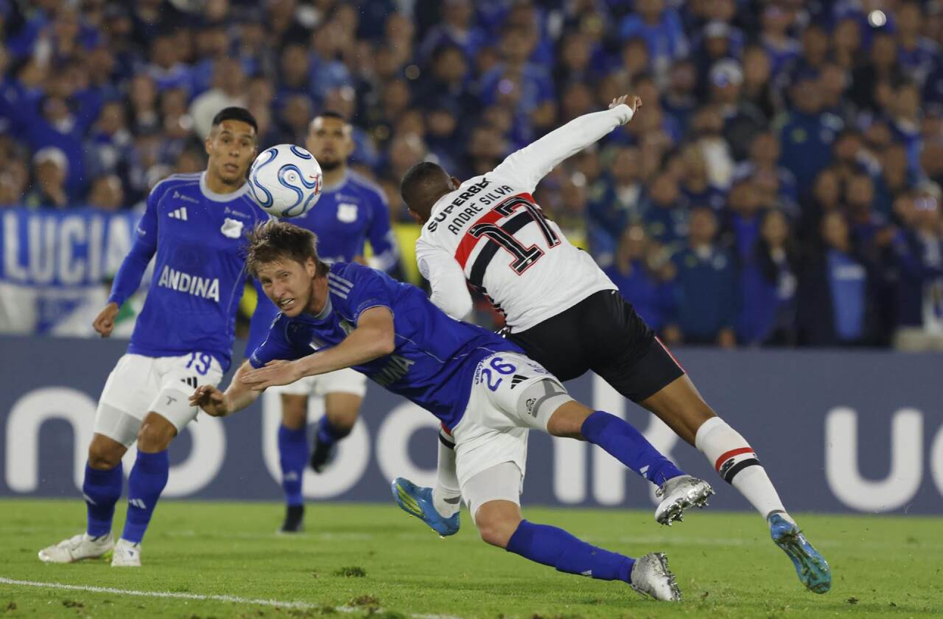 Andr&eacute; Silva admite ansiedade para voltar a marcar pelo S&atilde;o Paulo