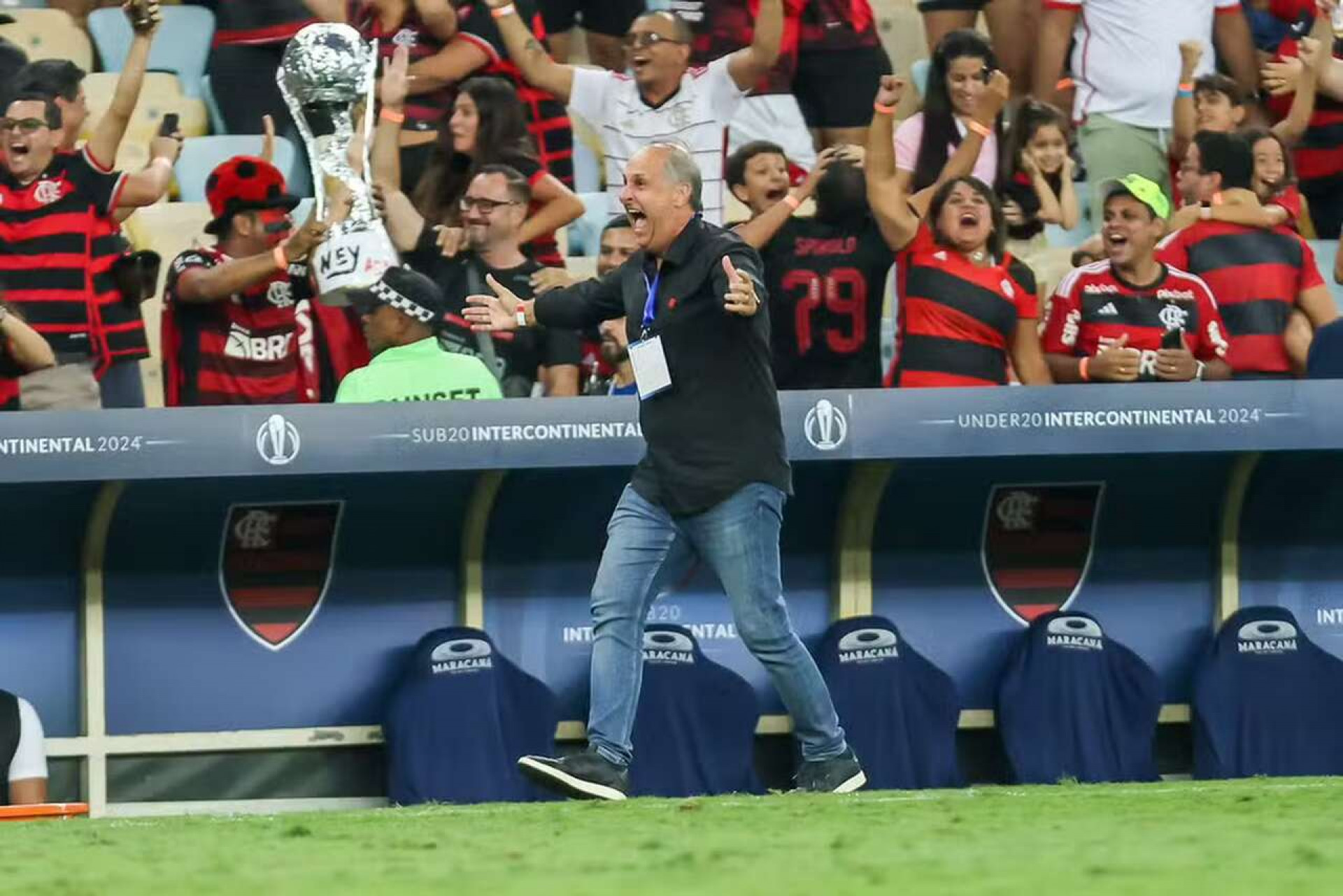 Inter anuncia Carlos Noval, ex-Flamengo, como novo diretor executivo da base