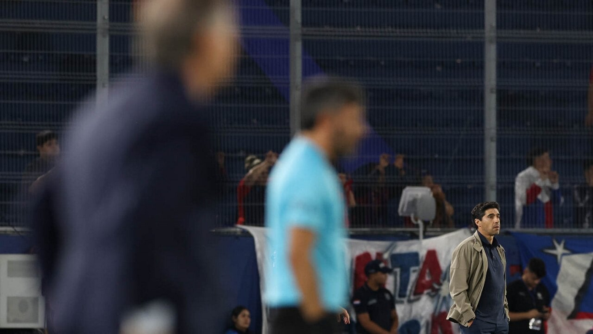 Abel lamenta chances desperdi&ccedil;adas em empate do Palmeiras: ”Faltou o gol”