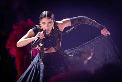 Anitta abre show do canadense The Weeknd em São Paulo