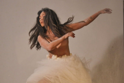 Danni Suzuki resgata ligação com a dança em ensaio publicado nas redes