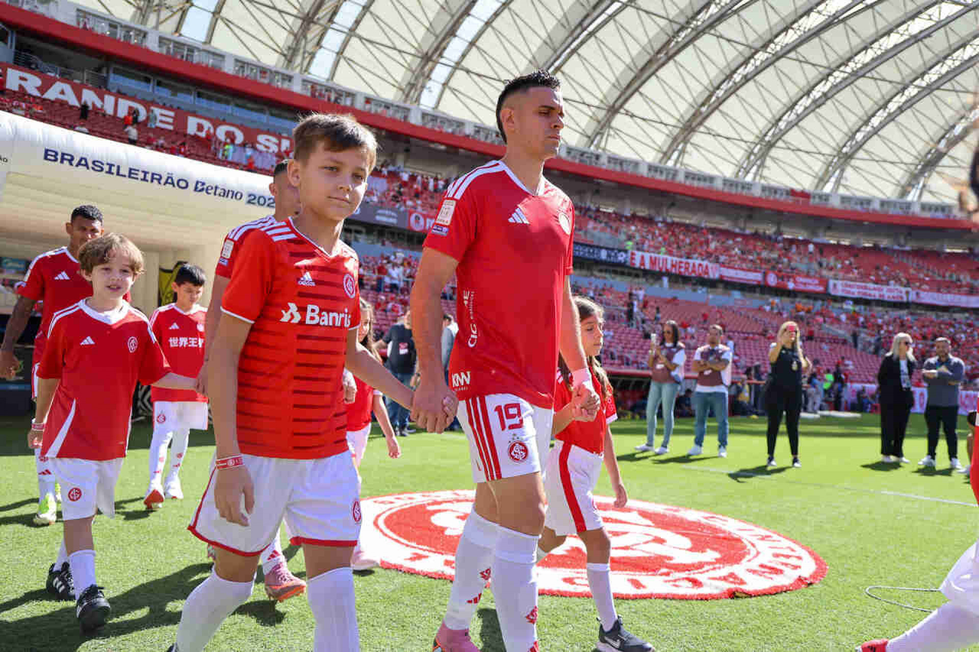 Internacional encara maratona decisiva antes da pausa para a Copa do Mundo
