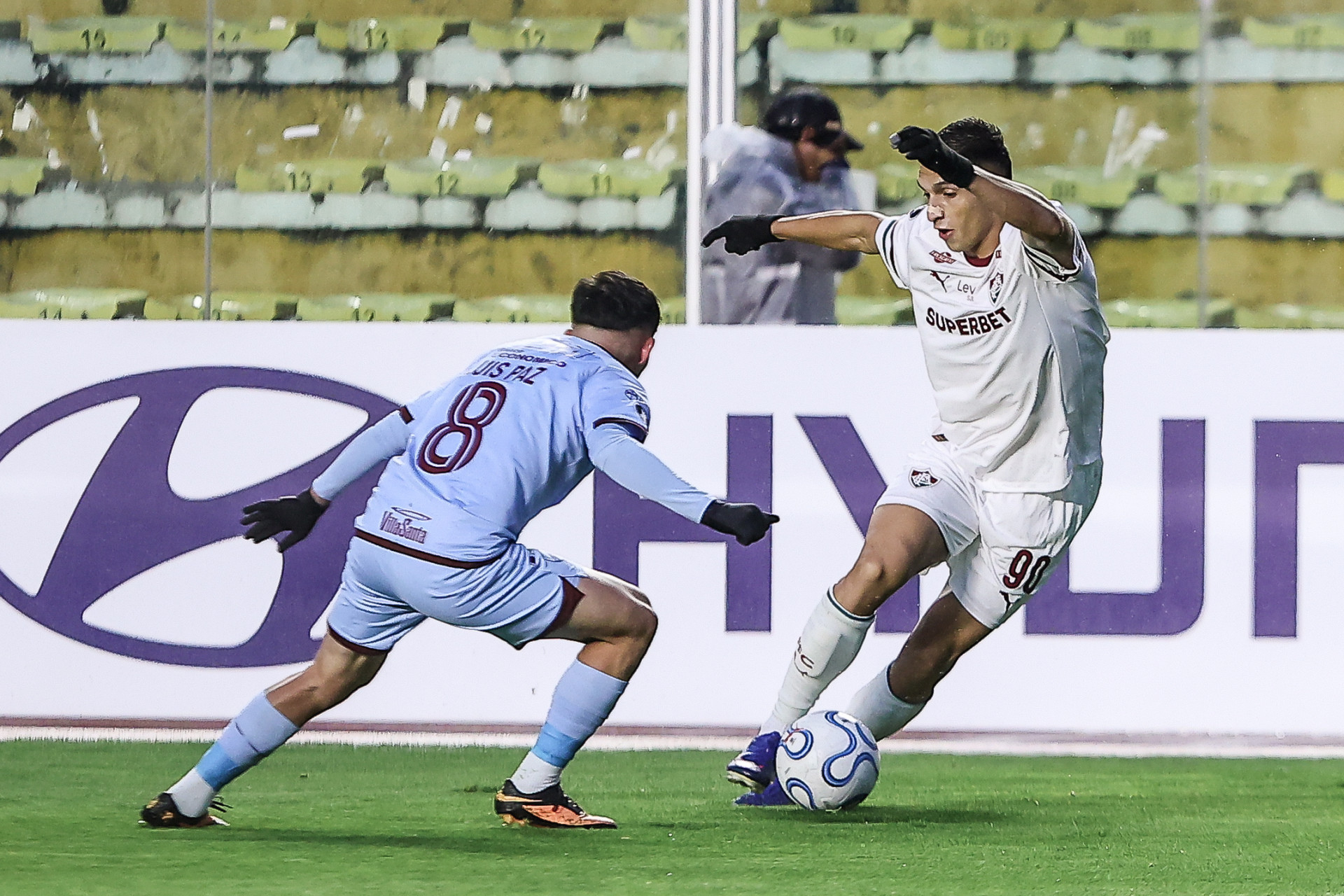 Serna foi pouco efetivo na altitude - Lucas Mer&ccedil;on/Fluminense