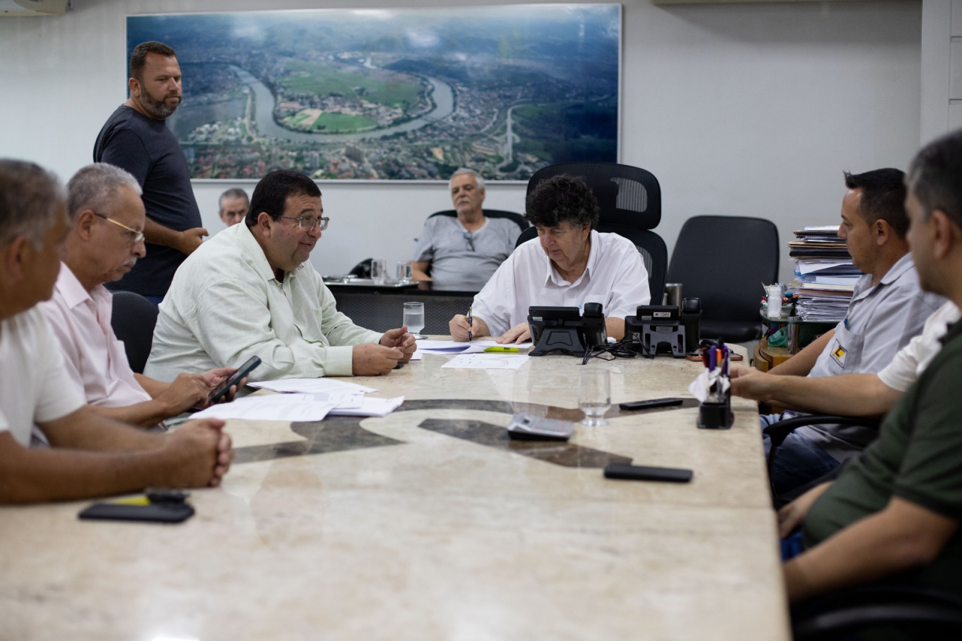 Bairro Santa Cruz, em Volta Redonda, receberá novo asfalto a partir da próxima semana
