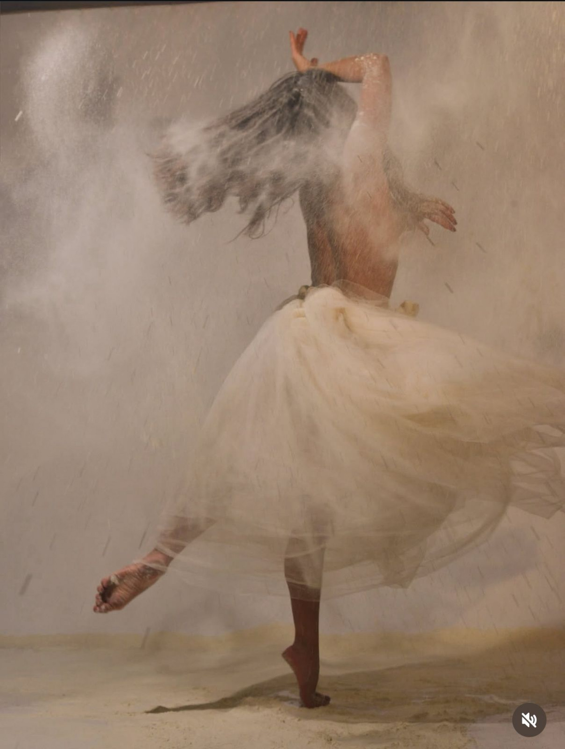 Danni Susuki em ensaio fotográfico no Instagram - Reprodução / Instagram