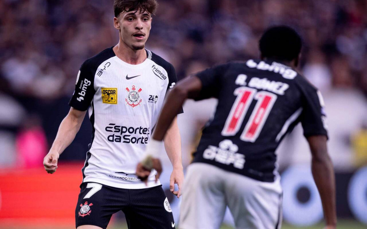 Diniz destaca fase de Bidon no Corinthians: “Um dos mais inteligentes do futebol brasileiro”