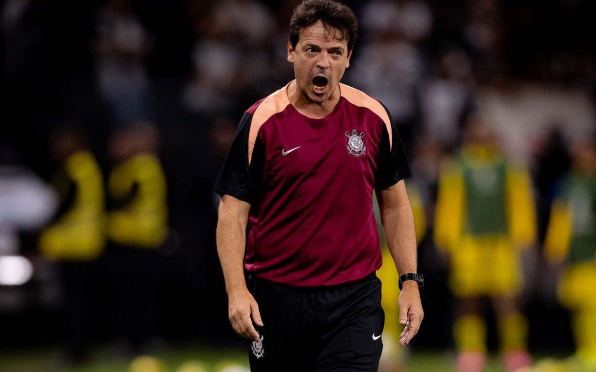 Diniz elogia Corinthians e celebra identifica&ccedil;&atilde;o com o clube: ”Muita liga&ccedil;&atilde;o”