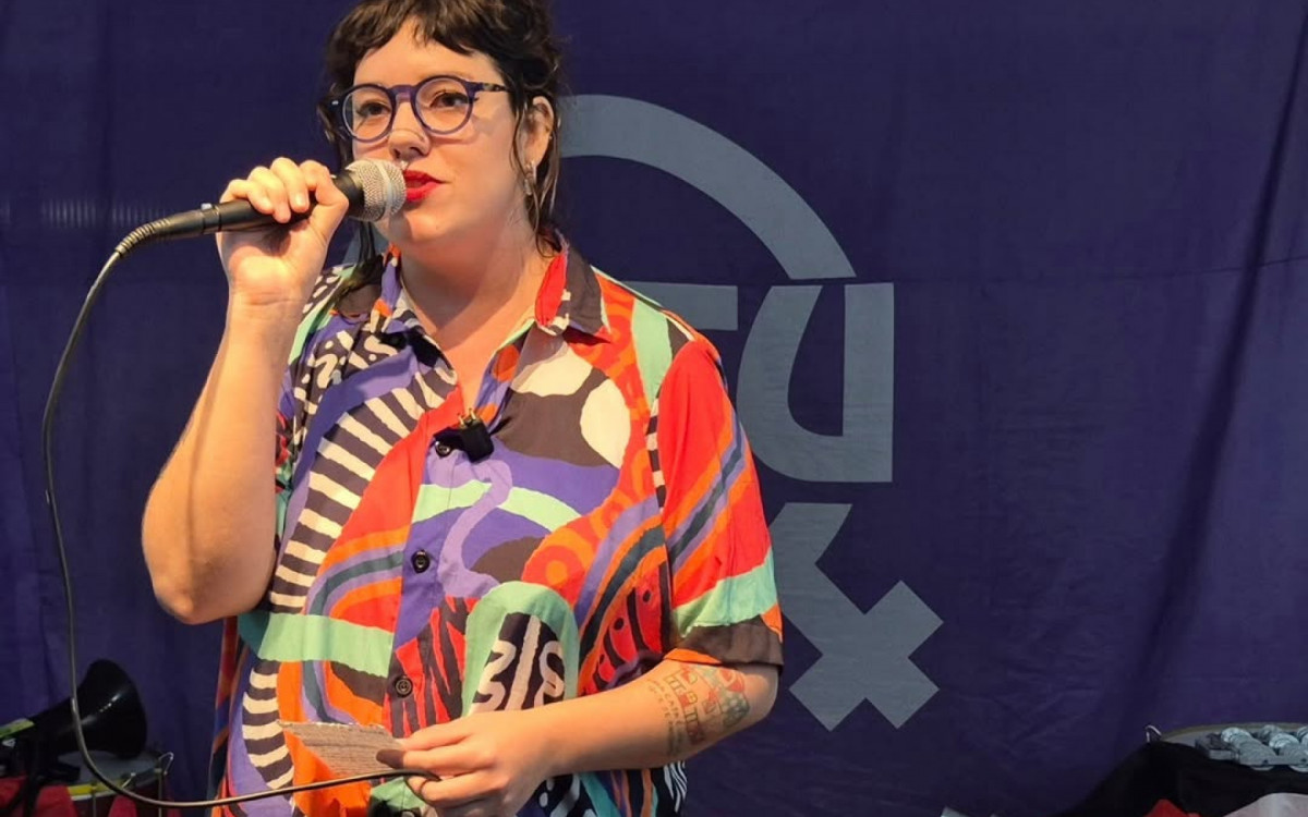 Amanda Coelho Marzall, conhecida como Mandi Coelho