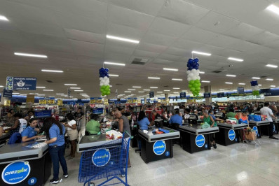 Rede de supermercado oferece 300 vagas em três regiões do Rio