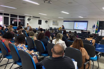 Educação em foco: diretores se reúnem para avaliar desempenho e traçar metas em Macaé