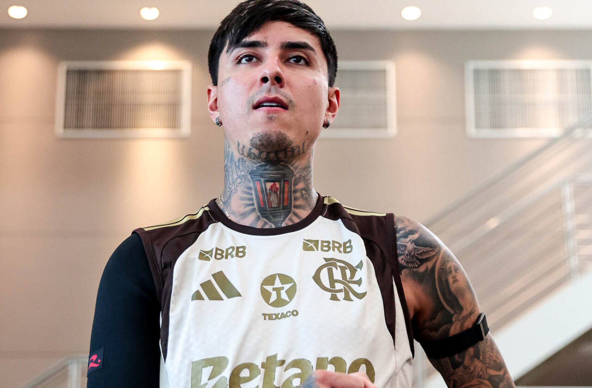 Pulgar segue como desfalque no Flamengo