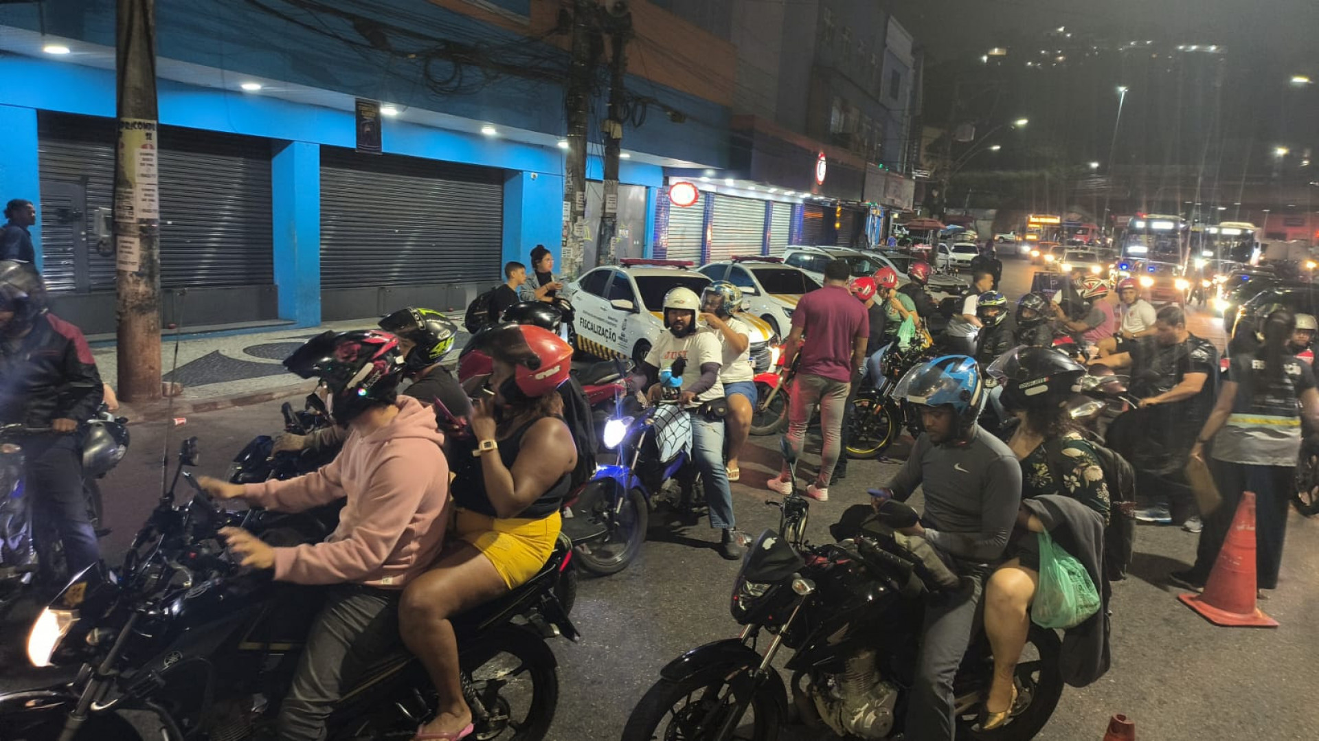 Operação Tolerância Zero contra motos barulhentas aborda quase 700 motos nesta semana