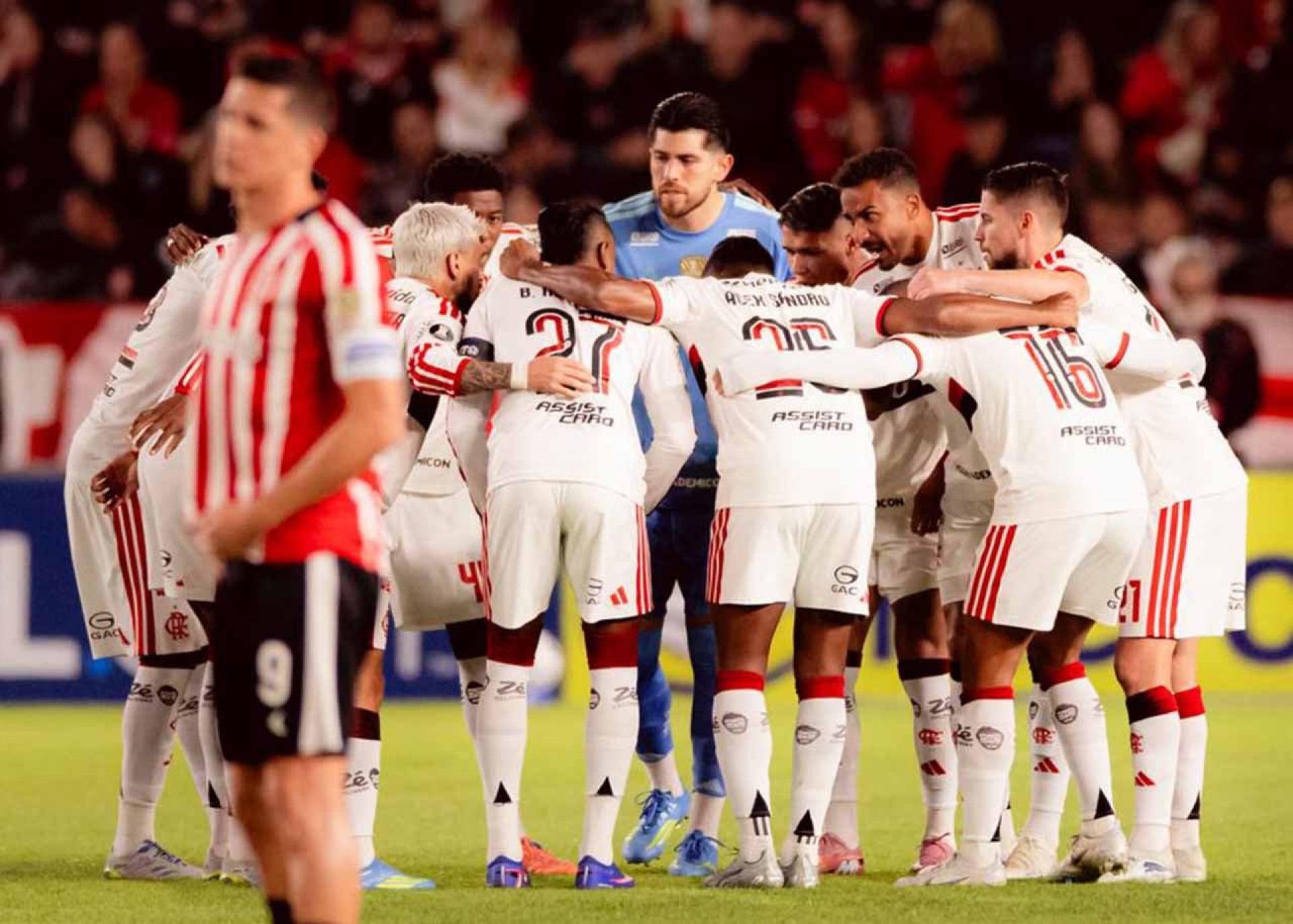 Ao trabalho! Maio do Flamengo est&aacute; lotado de “finais”