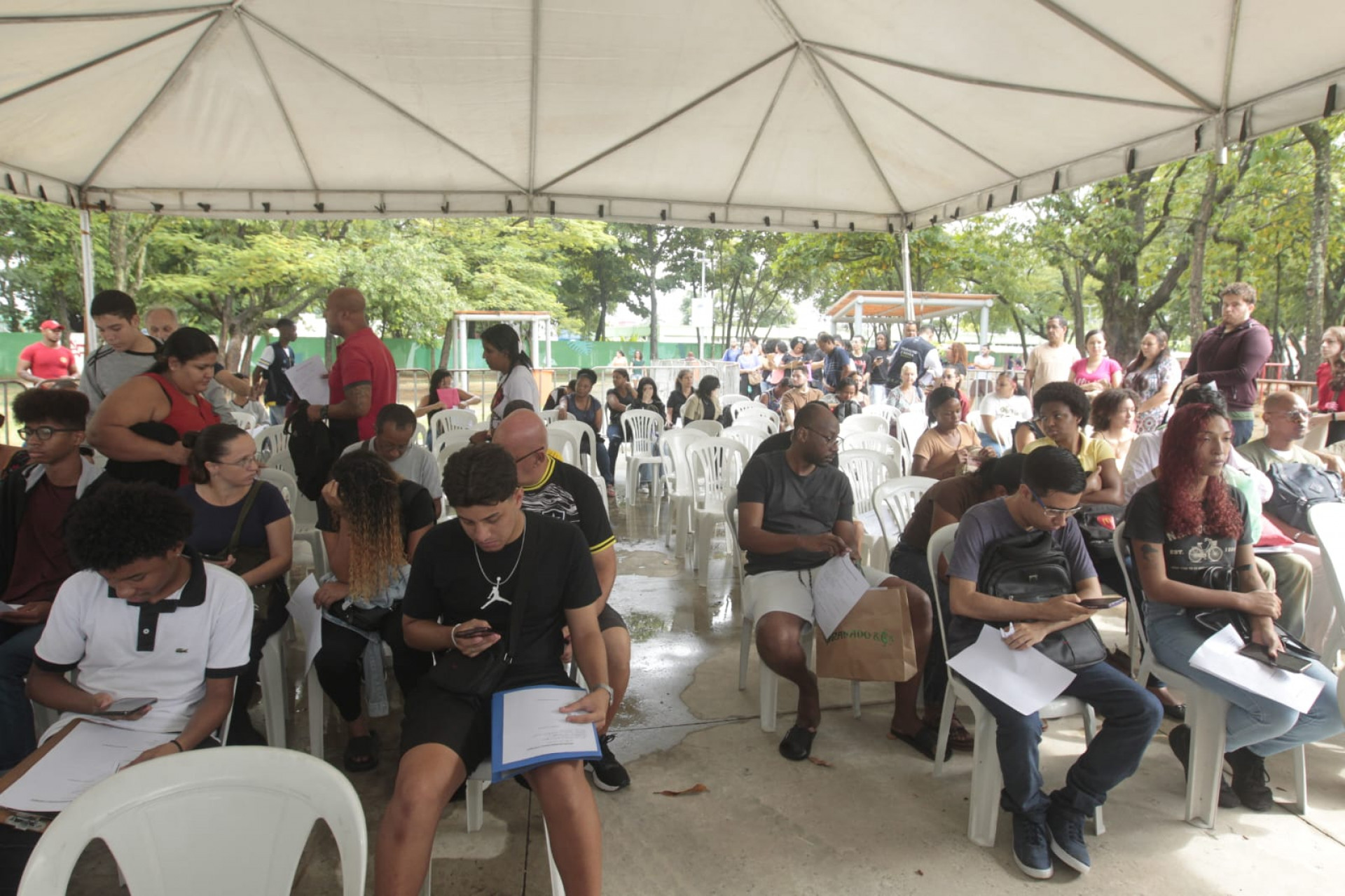 Cariocas participaram da ação no Parque Susana Naspolini, em Realengo - Reginaldo Pimenta / Agência O Dia