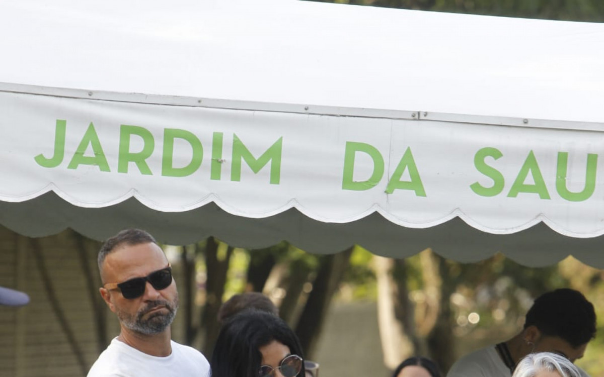 André e Amanda, pais de Samara - Reginaldo Pimenta/O DIA