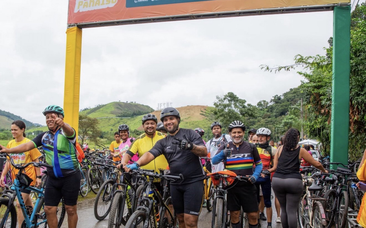 Passeio cicl&iacute;stico re&uacute;ne mais de 17 mil pessoas em Duque de Caxias - Divulga&ccedil;&atilde;o
