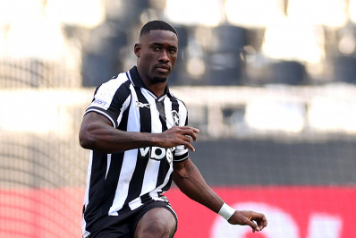 Bastos desfalca o Botafogo por causa de lesão muscular