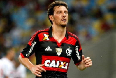 Elano relembra pressão em passagem pelo Flamengo: ‘Não estava 100% da cabeça’