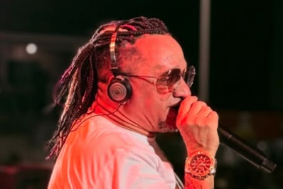 Cantor Kinho do Rodo morre após passar mal na Bahia 