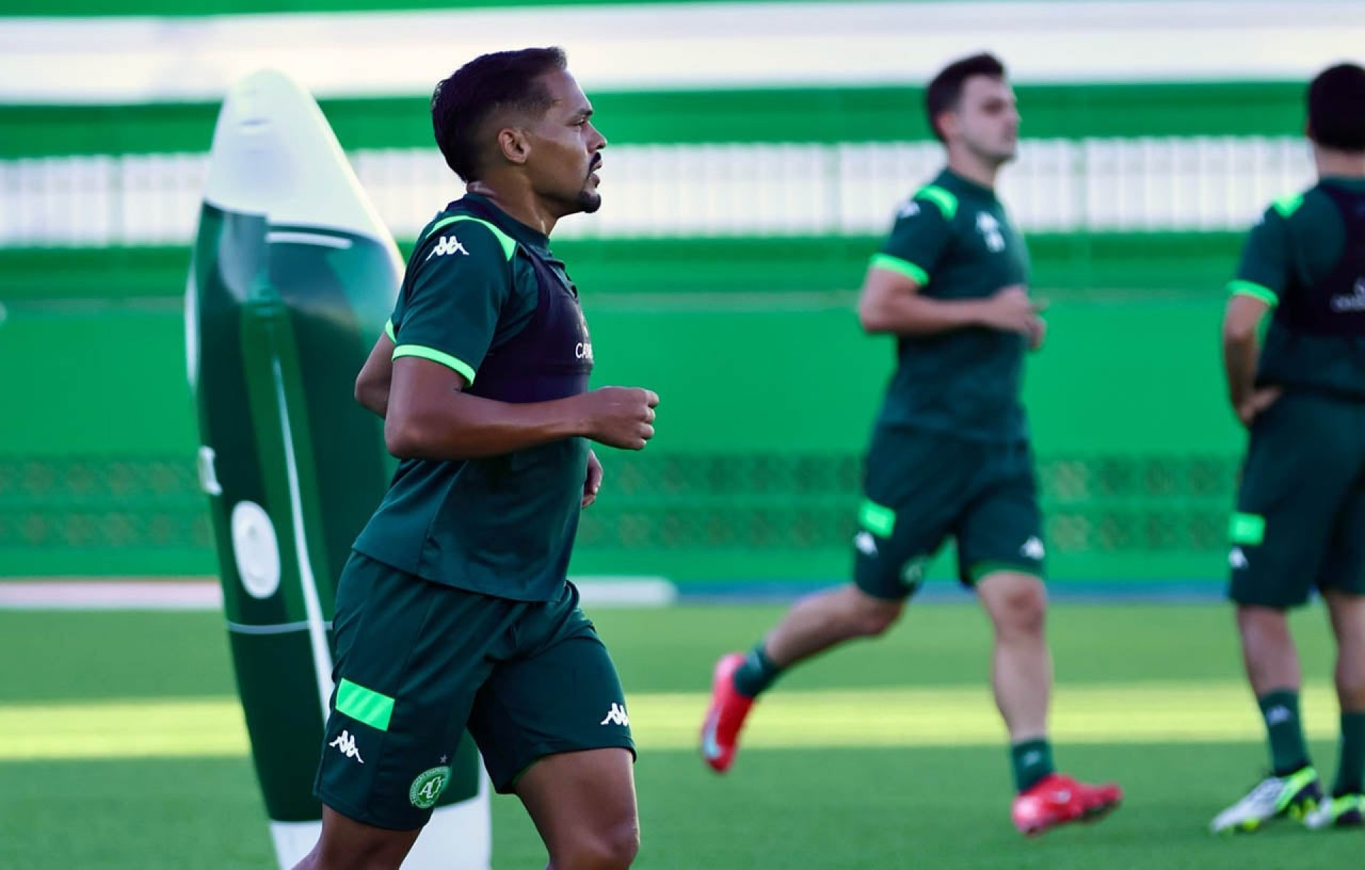 Chapecoense x Red Bull Bragantino: onde assistir, escala&ccedil;&otilde;es e arbitragem