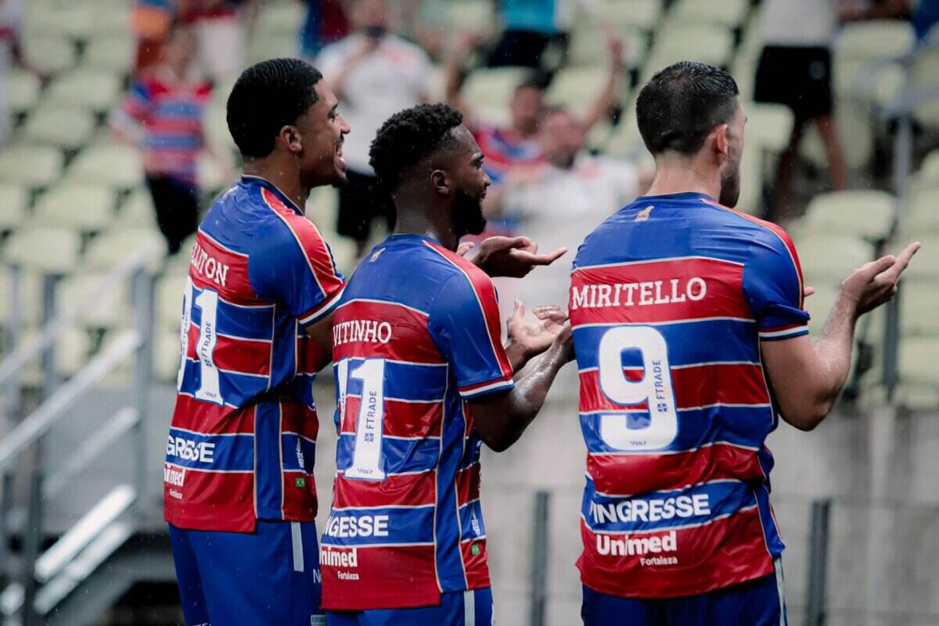 Fortaleza, l&iacute;der da S&eacute;rie B, goleia o Goi&aacute;s