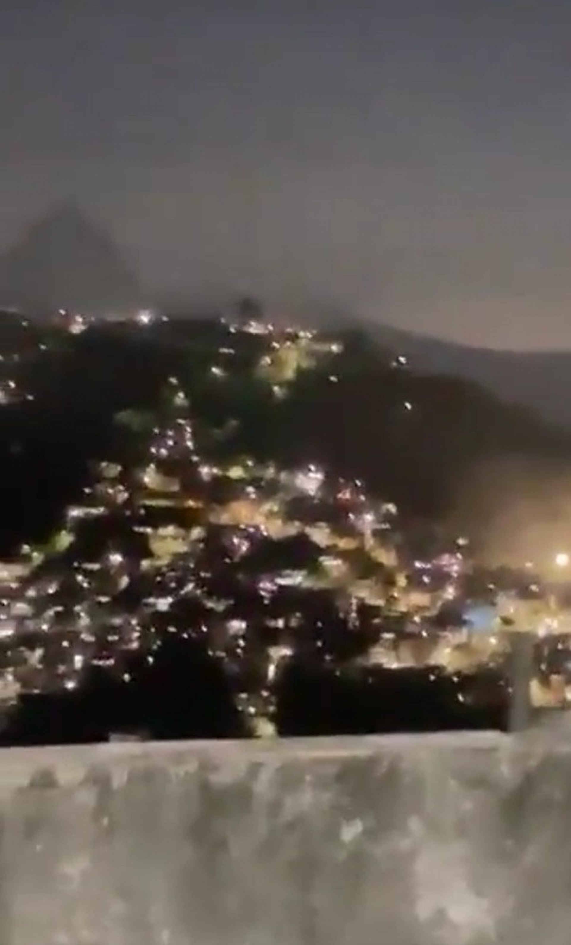 Vídeo: intenso tiroteio em comunidade na Tijuca assusta moradores