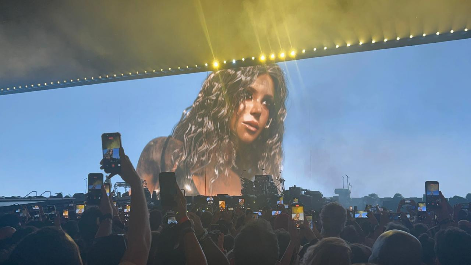 Show de Shakira agita público em Copacabana - Foto: Letícia Pessôa / Agência O Dia