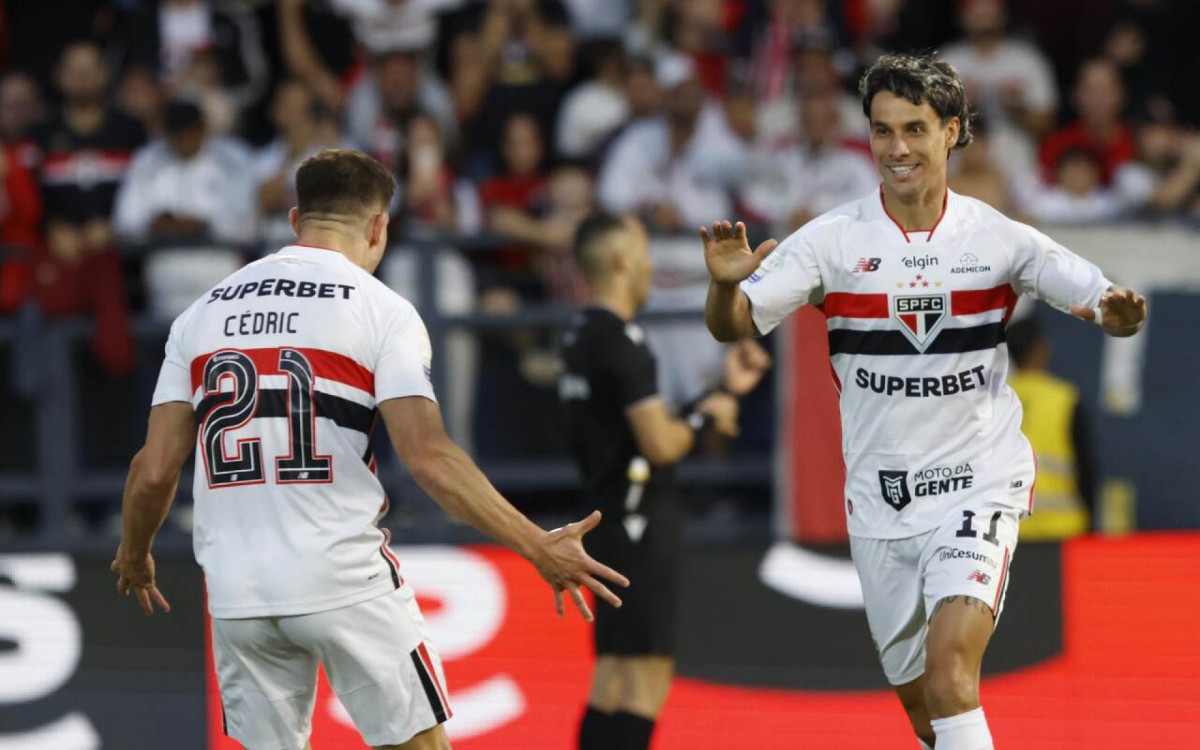Ferreira destaca supera&ccedil;&atilde;o do S&atilde;o Paulo e lamenta baixas por les&atilde;o