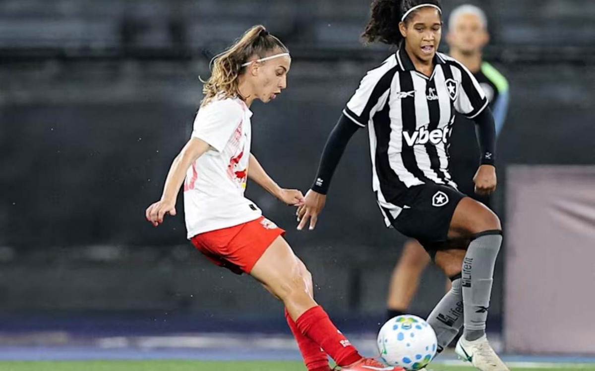 Feminino: Botafogo leva uma surra em casa