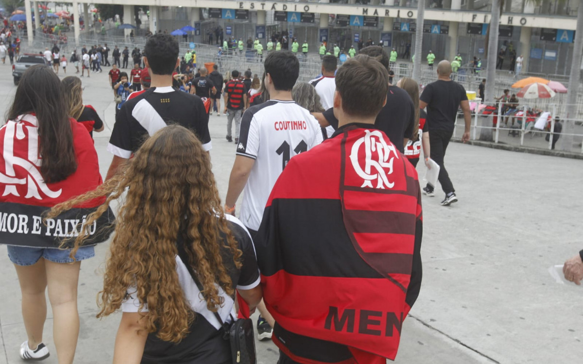 Movimentação no Maracanã para o clássico entre Flamengo x Vasco