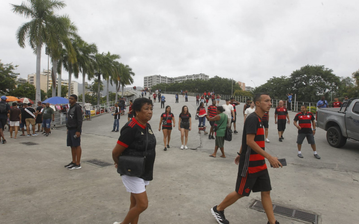 Movimentação no Maracanã para o clássico entre Flamengo x Vasco