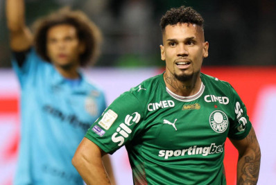 Ex-Vasco, Paulinho retorna aos gramados após 302 dias: 'Emocionante'