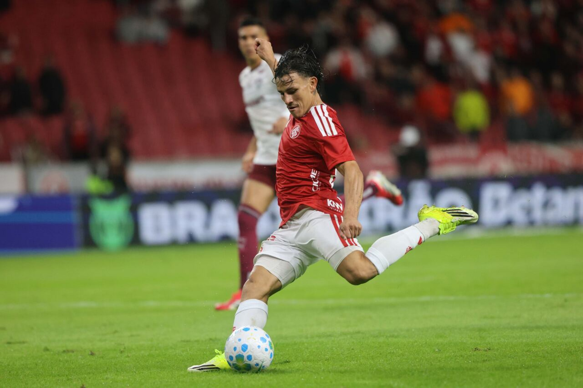 Lu&iacute;s Zubeldia analisa momento delicado do Fluminense ap&oacute;s nova derrota