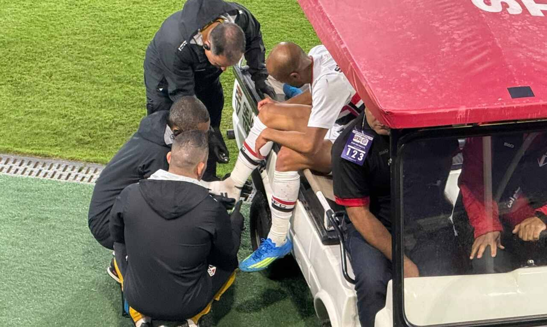 Drama de Lucas Moura marca empate do S&atilde;o Paulo