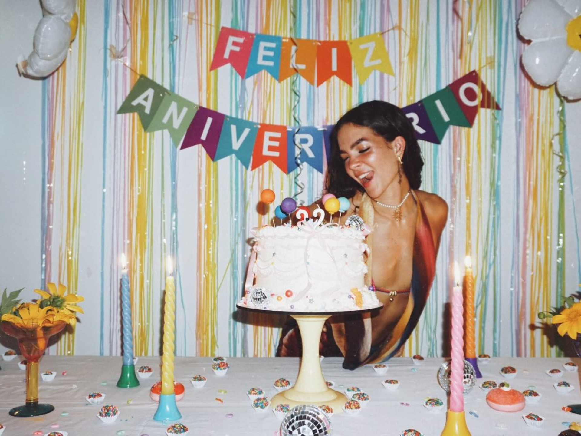 Mel Maia comemora 22 anos com festa na praia e compartilha fotos da celebração - Reprodução Instagram