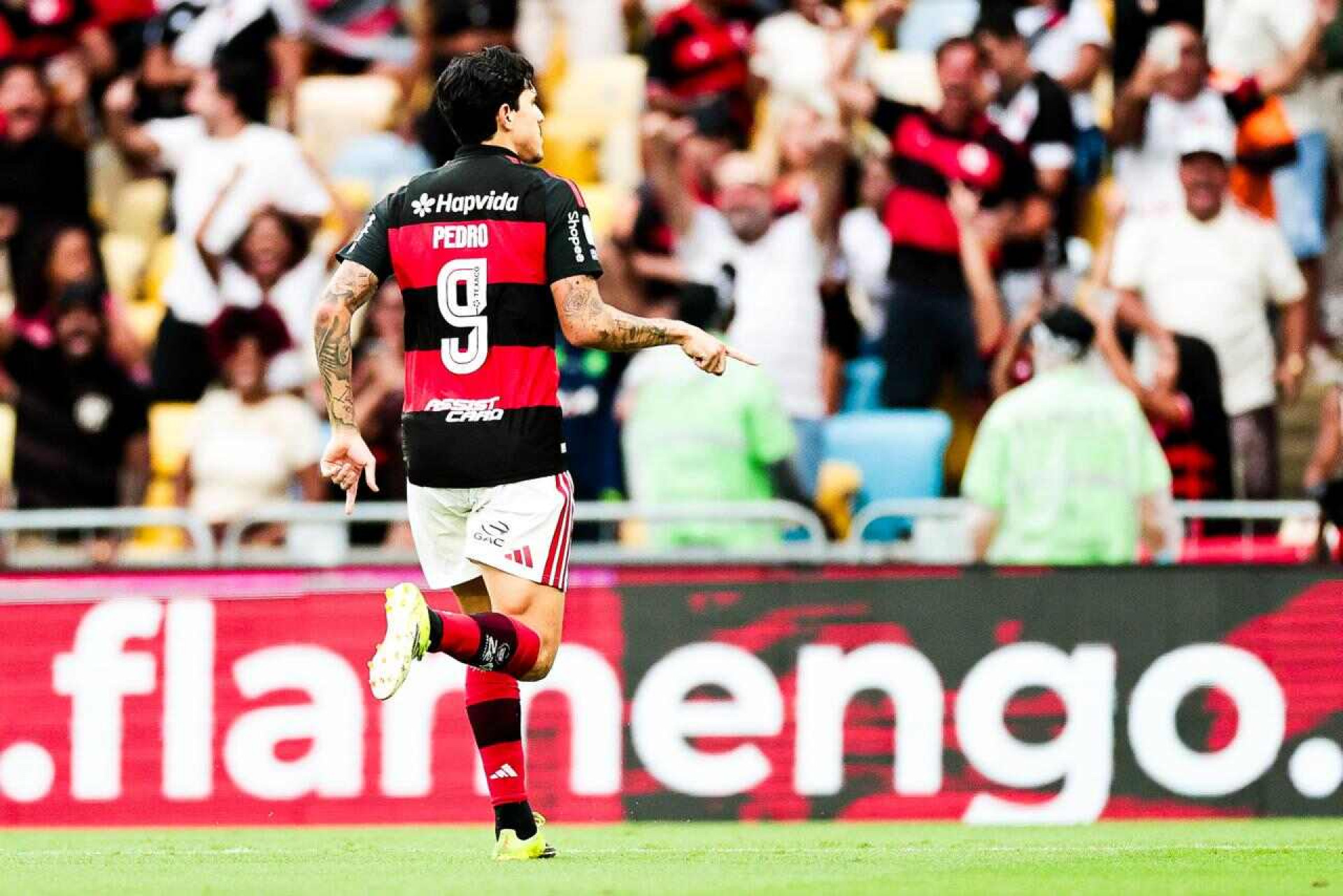 Pedro lamenta empate do Flamengo diante do Vasco: “Cl&aacute;ssico &eacute; decidido nos detalhes”