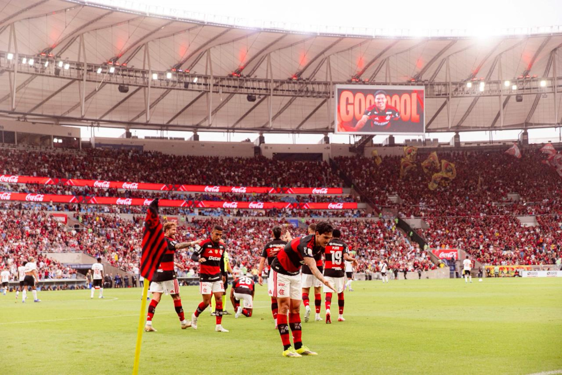 Pedro comemora gol marcado pelo Flamengo sobre o Vasco, no Maracan&atilde; - Adriano Fontes / Flamengo