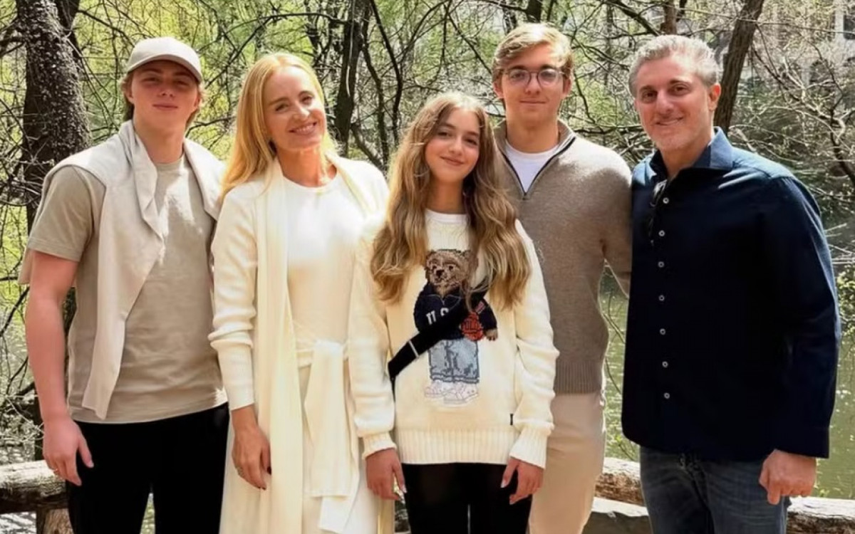 Benício, Angélica, Eva, Joaquim e Huck