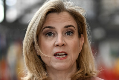 Áustria expulsa três diplomatas russos acusados de espionagem