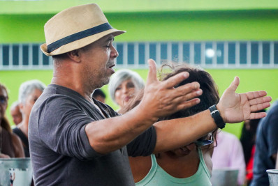 Gonçalenses curtem domingo com muito samba no Centro de Tradições Nordestinas, em Neves