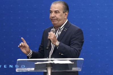 Malafaia critica PT durante culto e confirma apoio a Flávio Bolsonaro