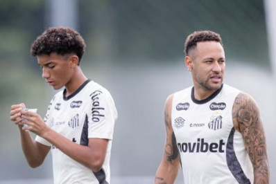 Robinho Jr acusa Neymar de agressão e pede reunião para rescindir com o Santos