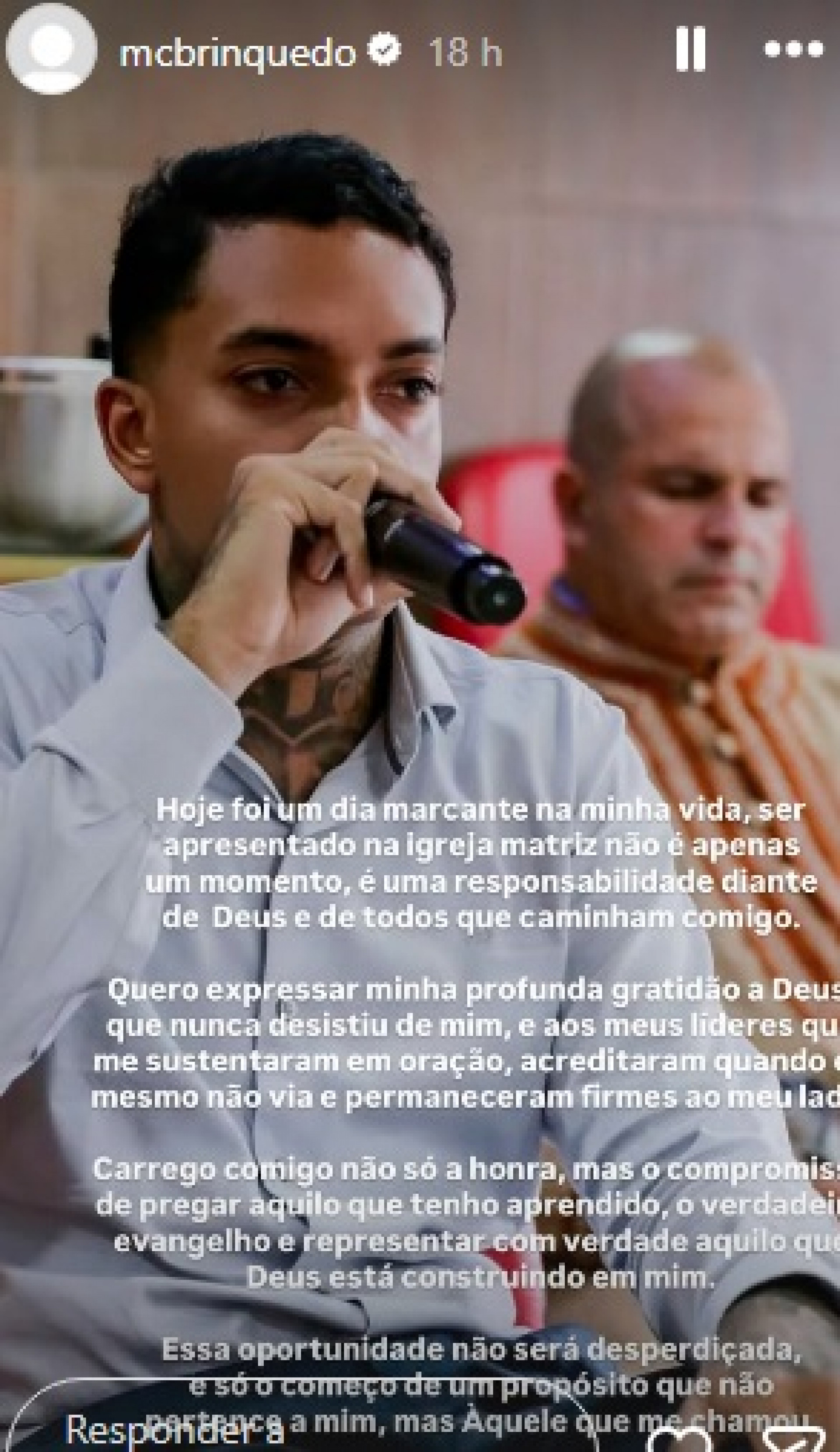 MC Brinquedo é apresentado na igreja - Reprodução do Instagram