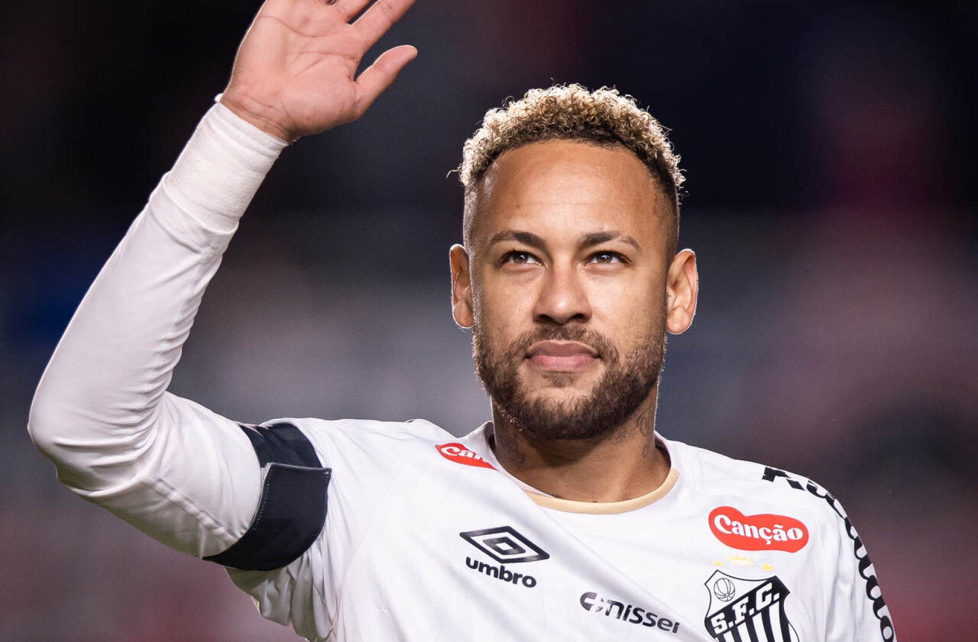 Neymar vai jogar as pr&oacute;ximas quatro partidas do Santos para buscar vaga na Copa
