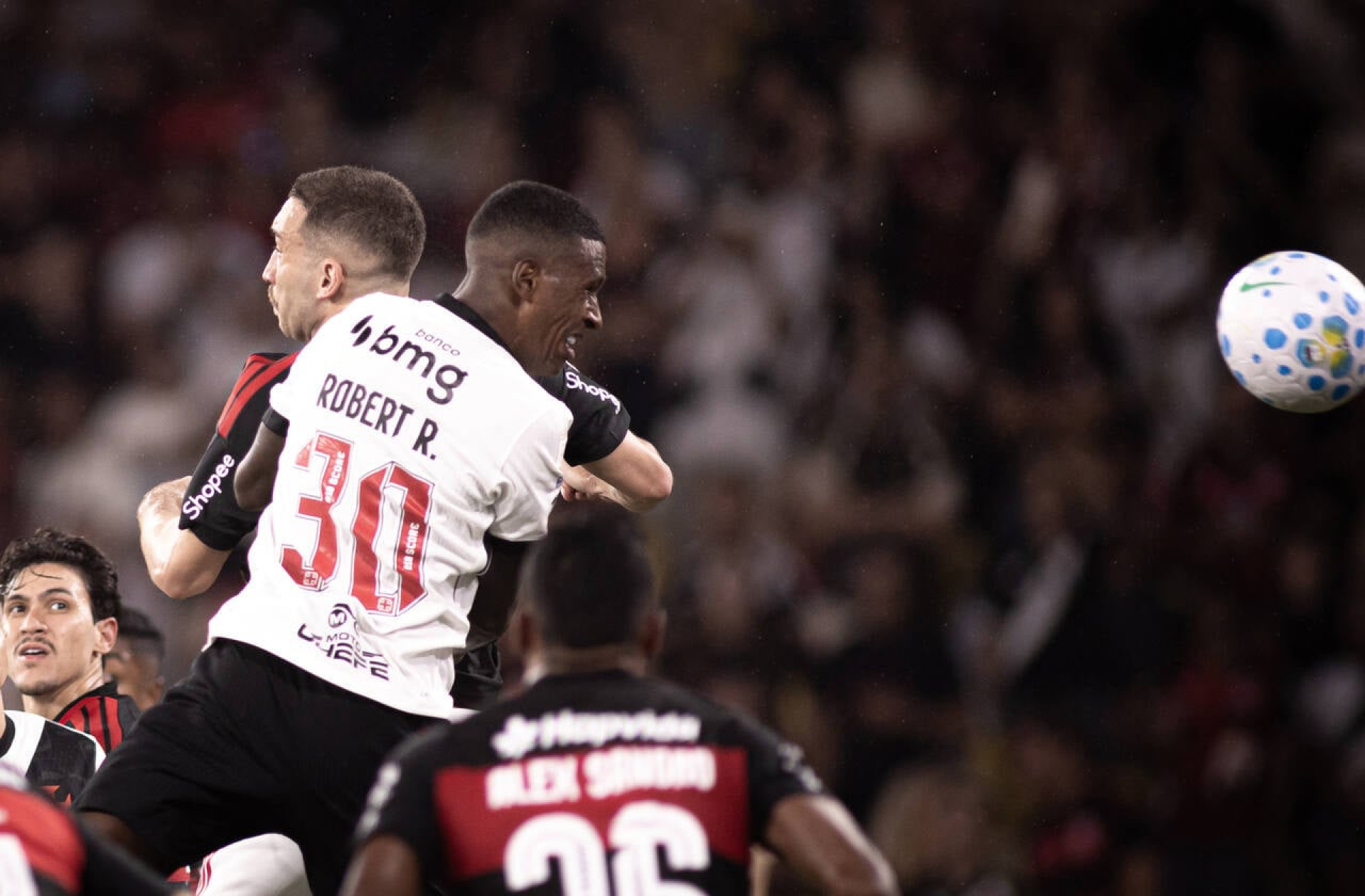 Flamengo x Vasco termina com 10 detidos e dois internados